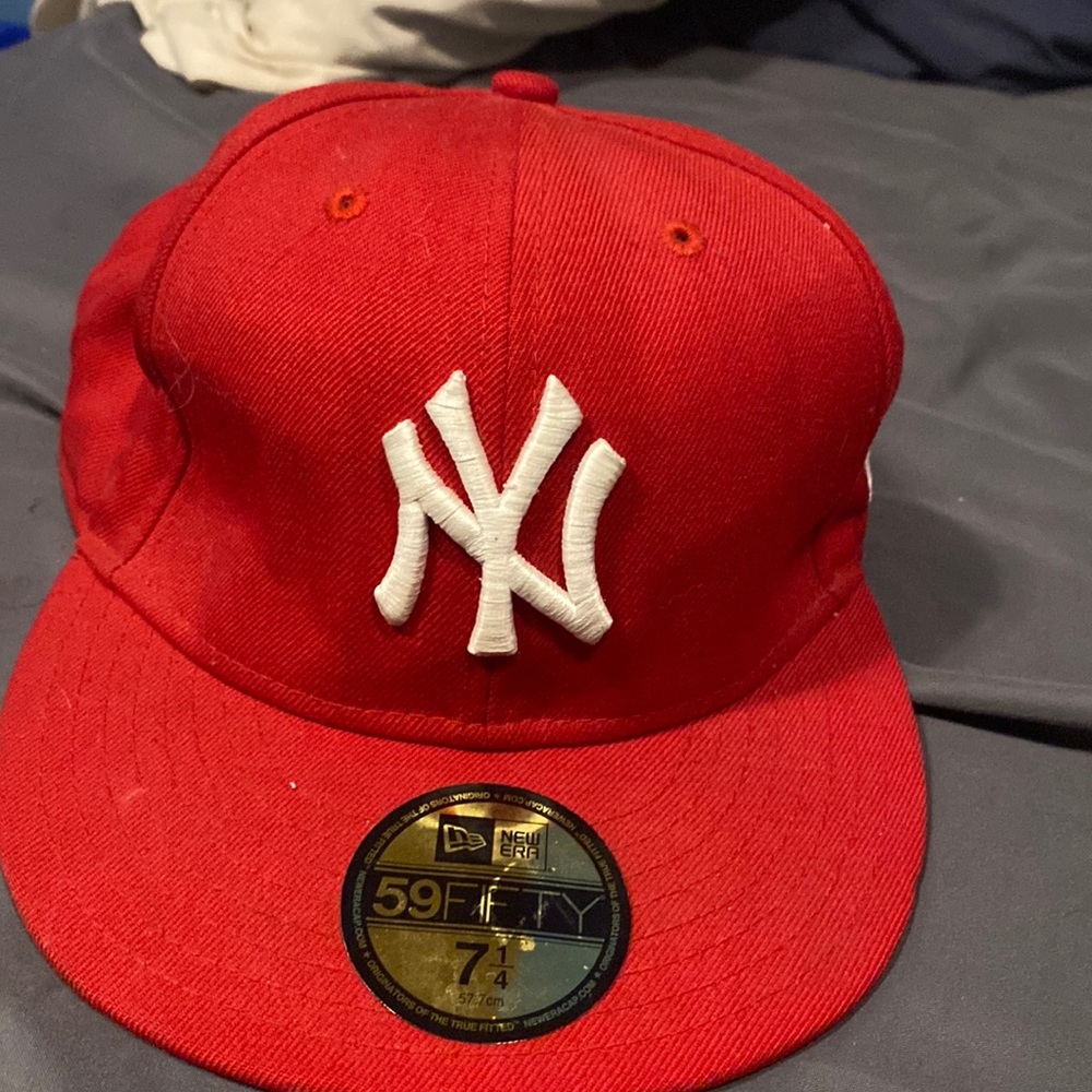 Red New York Yankees Hat
